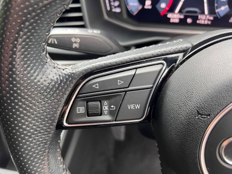 Audi A1 1.0 TFSI 30 S line Sportback S Tronic Euro 6 (s/s) 5dr 32