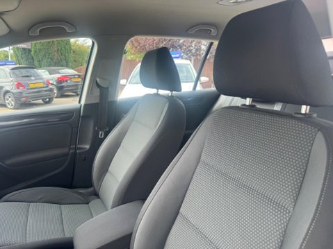 Volkswagen Golf 2.0 TDI Match DSG Euro 5 5dr 25