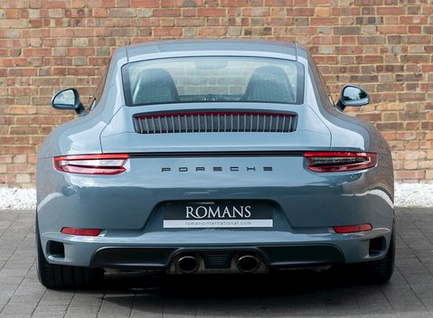 Porsche 911 (991.2) Carrera GTS 5