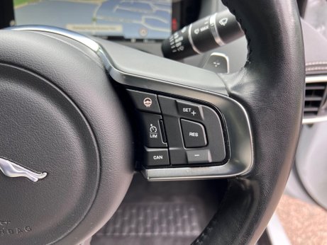 Jaguar XE 2.0i R-Sport Auto Euro 6 (s/s) 4dr 13