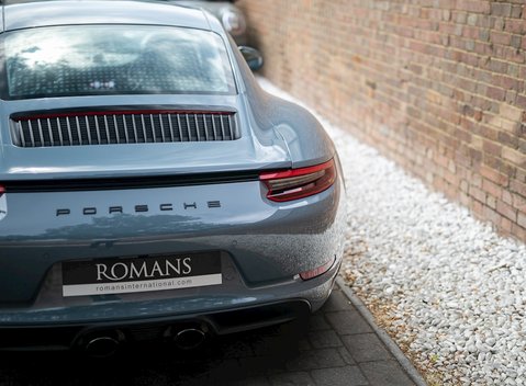 Porsche 911 (991.2) Carrera GTS 22