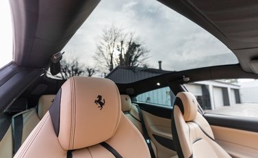 Ferrari GTC4 Lusso 13