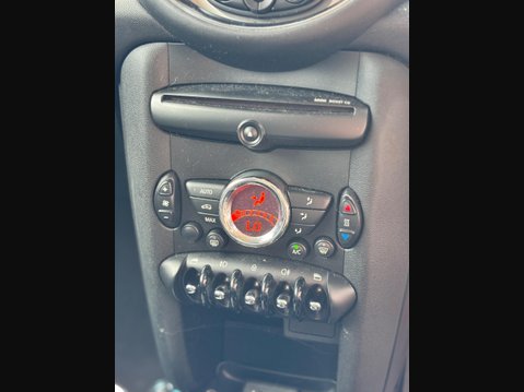 Mini Clubman 1.6 Cooper D Euro 5 (s/s) 5dr 18