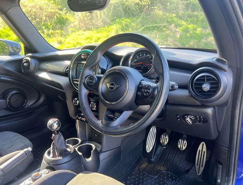 Mini Hatch 1.5 Cooper Sport 3dr 15