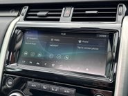 Land Rover Discovery 3.0 TD V6 HSE LUXURY SUV 5dr Diesel Auto 4WD Euro 6 (s/s) (258 ps) 33