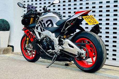 Aprilia Tuono Tuono V4 1100 Factory 25