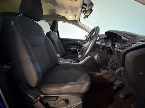 Ford Kuga ZETEC TDCI 16