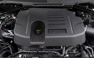 Land Rover Defender 110 X P400 31