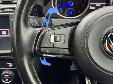 Volkswagen Golf 2.0 TSI BlueMotion Tech R Hatchback 3dr Petrol DSG 4Motion Euro 6 (s/s) (30 26