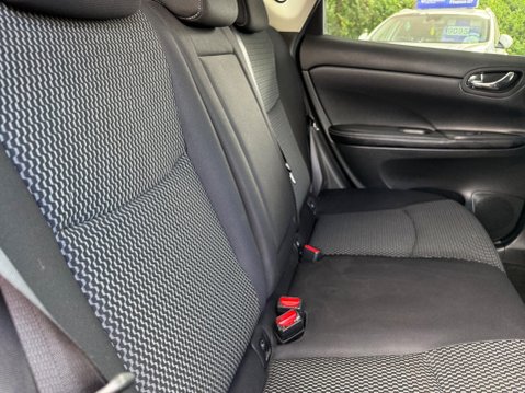 Nissan Pulsar 1.2 DIG-T n-tec Euro 6 (s/s) 5dr 27