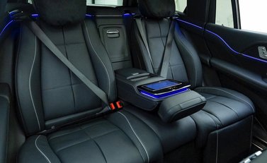 Mercedes-Benz GLS 600 13