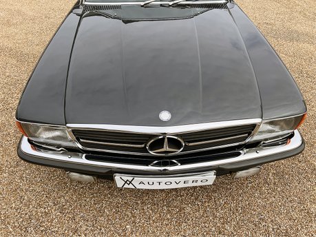 Mercedes-Benz SL Series 300 SL 27