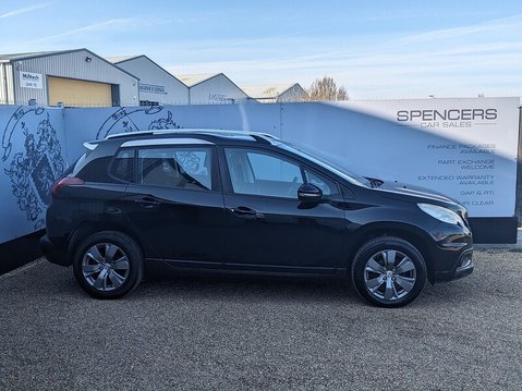 Peugeot 2008 BLUE HDI ACTIVE 10