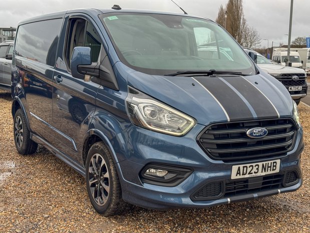 Ford Transit Custom SWB L1H1 Low Roof Sport 310 Air Con Alloys SELECT 4