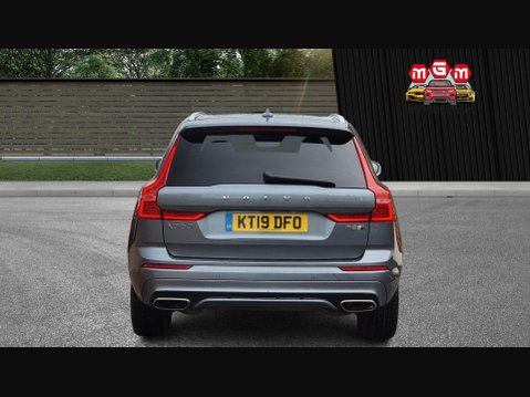 Volvo XC60 T8 TWIN ENGINE R-DESIGN PRO AWD 8