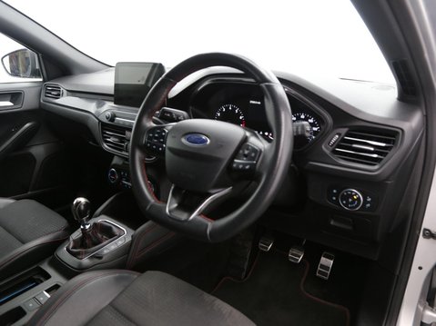 Ford Focus 1.0T EcoBoost ST-Line X Euro 6 (s/s) 5dr 22