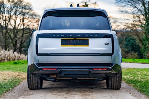 Land Rover Range Rover D350 SE 23