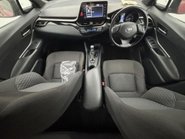 Toyota C-HR ICON 3