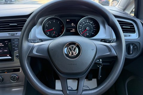 Volkswagen Golf S TSI BLUEMOTION TECH -£35 ROAD TAX -2 OWNERS -11 SERVICES - LOW INSURANCE  7