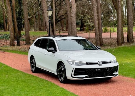 Volkswagen Passat R-LINE DSG 49