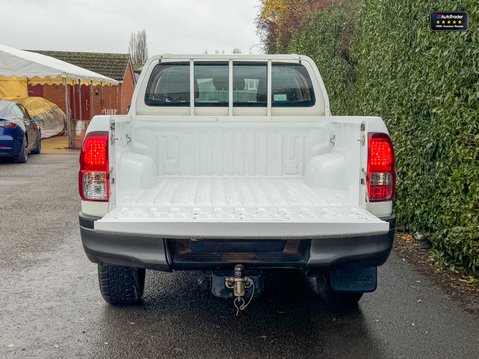 Toyota Hilux Active 4Wd D-4D Double Cab TSS Air Con Euro 6 8