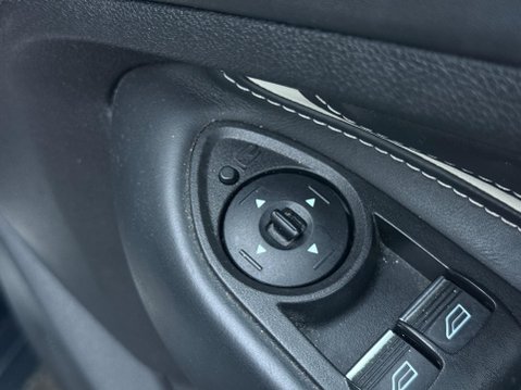 Ford Kuga 2.0 TDCi EcoBlue Vignale Euro 6 (s/s) 5dr 46