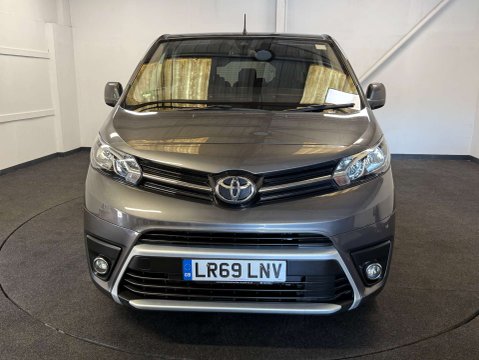 Toyota Proace Verso 2.0 Proace Verso Family L1 D-4D Auto 5dr 8