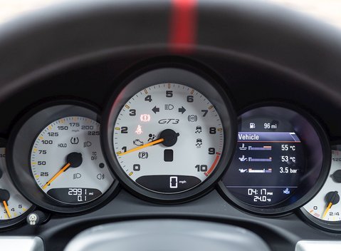 Porsche 911 (991.2) GT3 15