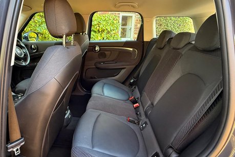 Mini Countryman COOPER SD ALL4 29