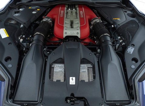 Ferrari 812 Superfast 36