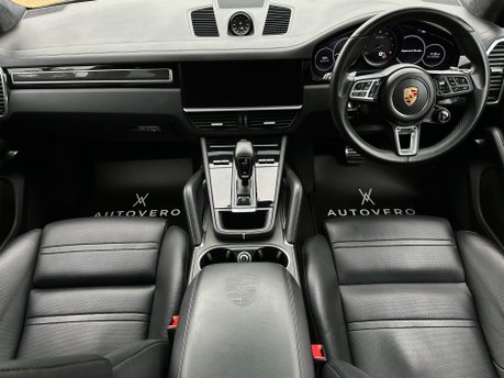 Porsche Cayenne V8 TURBO TIPTRONIC 57