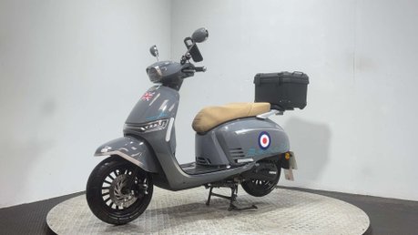 Keeway Versilia 2023 ONLY 2K 125CC SCOOTER NEW MOT WARRANTY 5