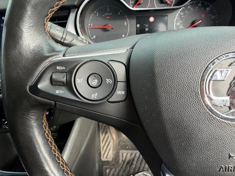 Vauxhall Crossland X ELITE NAV S/S 19