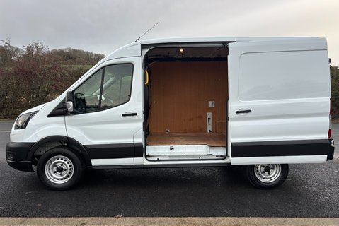 Ford Transit 350 Rwd L2 H2 130 ps Panel Van - Air Con / Rear Sensors 9