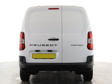 Peugeot Partner Long 1.5 BlueHDi 100 Professional Plus 2