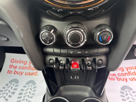 Mini Hatch 1.5 GT Euro 6 (s/s) 3dr 29