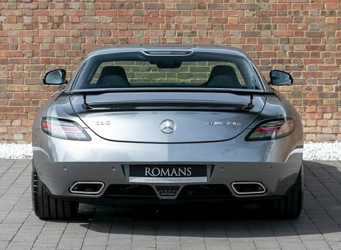 Mercedes-Benz SLS AMG GT Final Edition 5