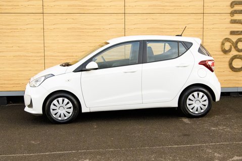 Hyundai i10 SE 9