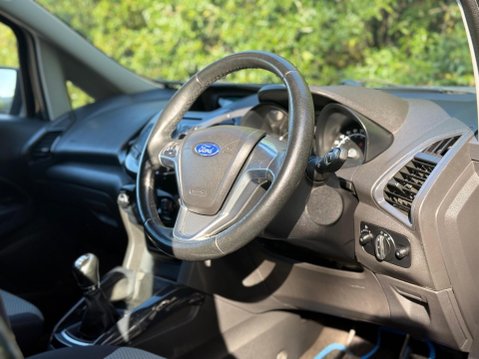 Ford Ecosport 1.5 TDCi Titanium 2WD Euro 5 5dr 10