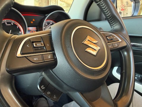 Suzuki Swift SZ-L DUALJET MHEV 37