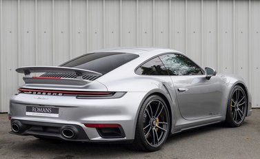 Porsche 911 (992) Turbo S 7
