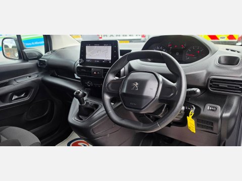 Peugeot Partner PROFESSIONAL 850 L2 H1 5 SEATER CREW VAN 1.5 HDI 100ps EU6 7