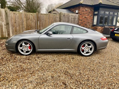 Porsche 911 3.8 997 Carrera S Coupe 2dr Petrol Tiptronic S (280 g/km, 350 bhp) 4