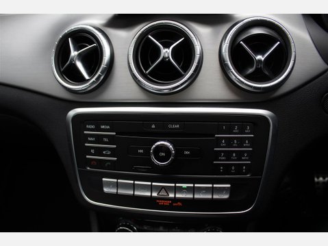 Mercedes-Benz CLA Class CLA 200 AMG LINE NIGHT EDITION PLUS 17