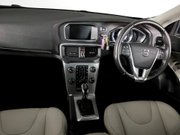 Volvo V40 1.5 T3 GPF Inscription Hatchback 5dr Petrol Auto Euro 6 (s/s) (152 ps) Air 18