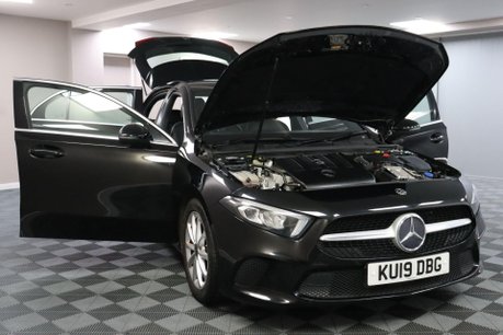 Mercedes-Benz A Class A 180 D SPORT 15