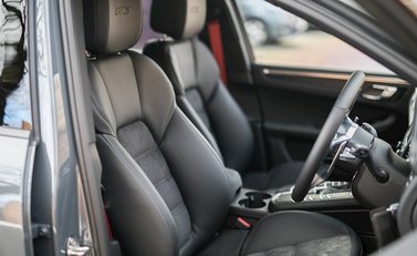 Porsche Macan GTS 19