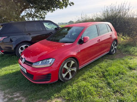 Volkswagen Golf 2.0 Golf GTi 5dr