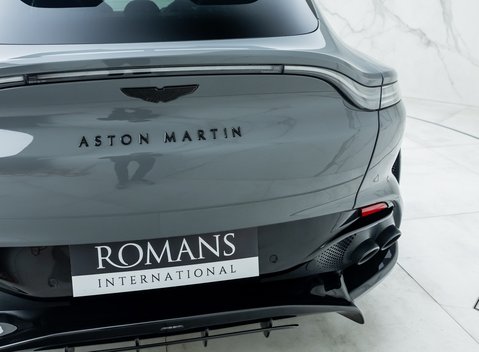 Aston Martin DBX 707 28