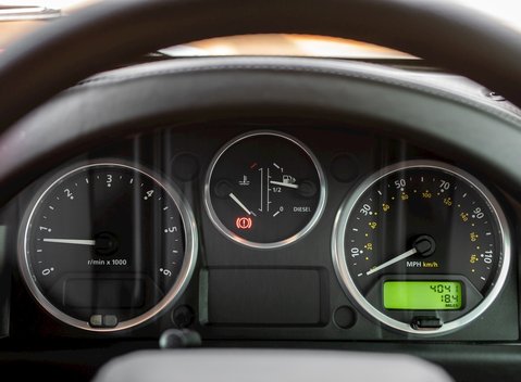 Land Rover Defender 90 Autobiography Edition 16